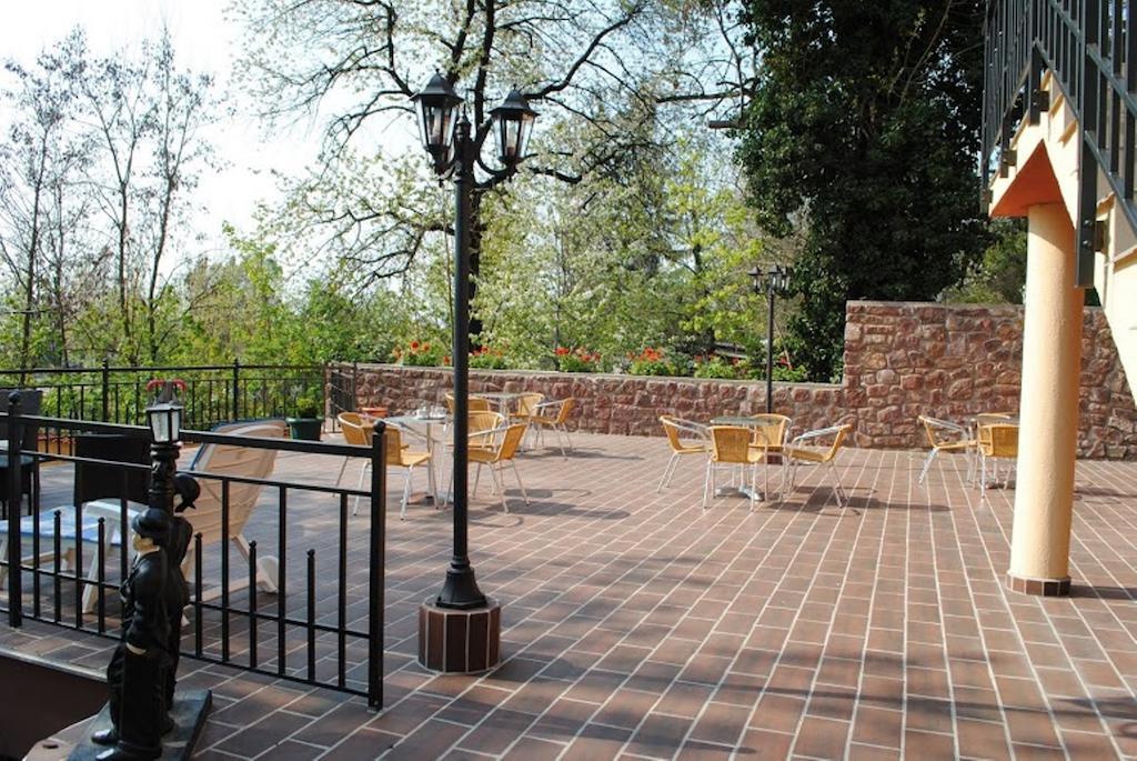 Stan és Panzió Balatonalmádi Exterior foto